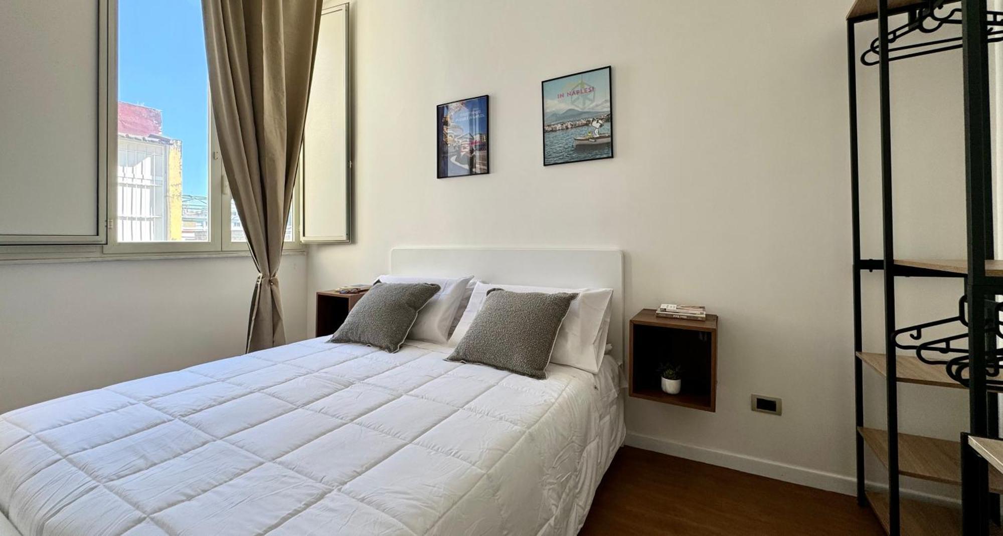 Montesanto Charm Centro Storico Apartment Наполи Екстериор снимка